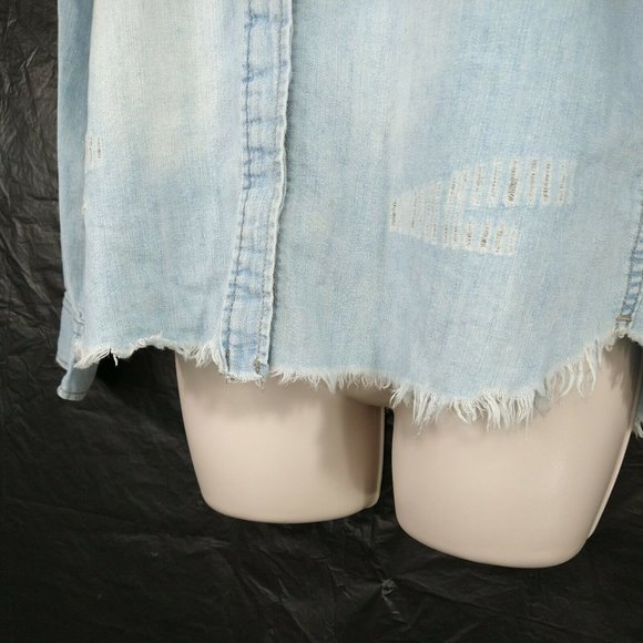 H&M & Denim Raw Hem Snap Front Top Shirt Size 4 - Picture 2 of 9